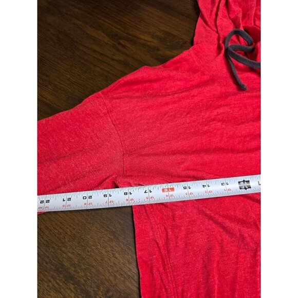 Under Armour Red Long Sleeve HeatGear Hoodie M Loose Fit Lightweight Comfortable - Picture 3 of 8
